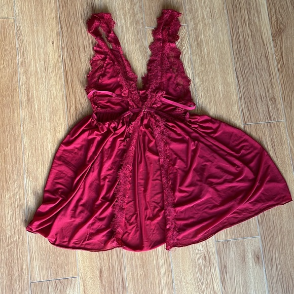 Lot of Three Lace Lingerie Sets - Picture 4 of 10